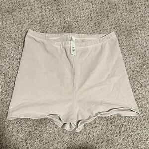 SKIMS Women's Cream Shorts m